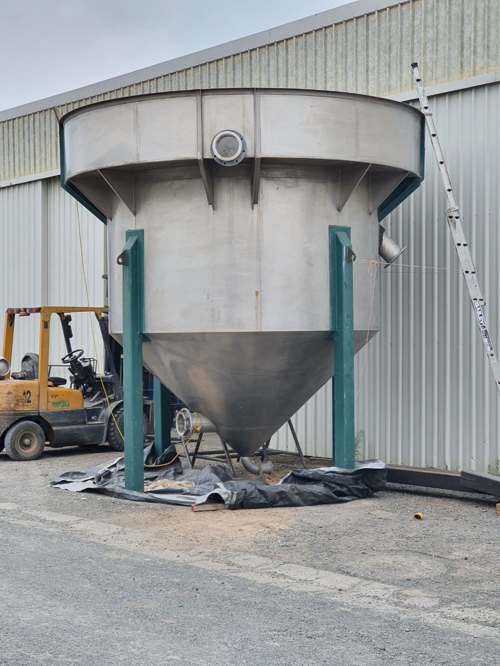 Dispersed air floatation unit overhauled and installed in a north Island meat plant